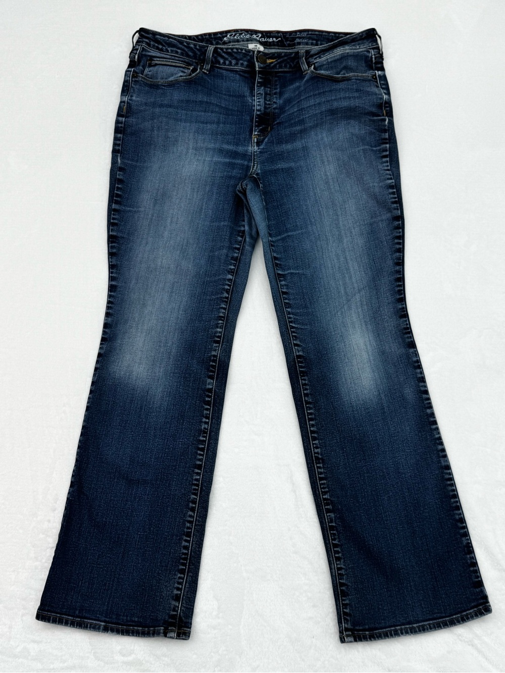Eddie Bauer Women's Size 16 Curvy Fit Bootcut Denim Jeans